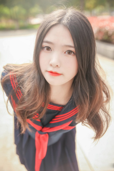 可以强互动女性脱卸衣服游戏
