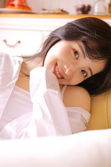 年轻的女教师电影
